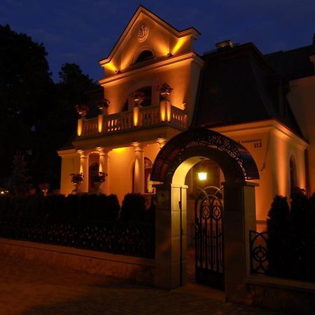 Luxury Boutique Andreevskiy Lemberg Exterior foto