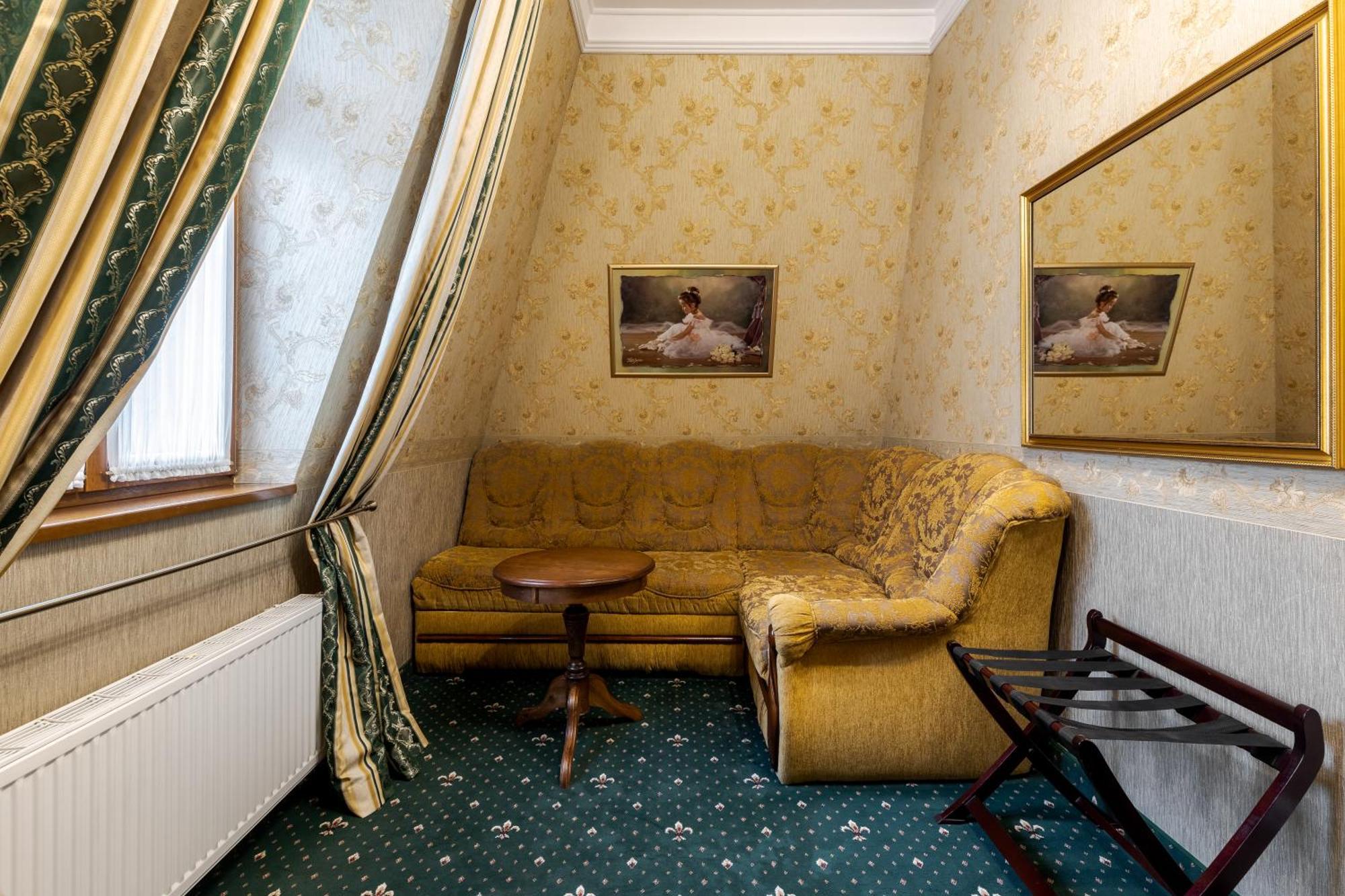 Luxury Boutique Andreevskiy Lemberg Exterior foto